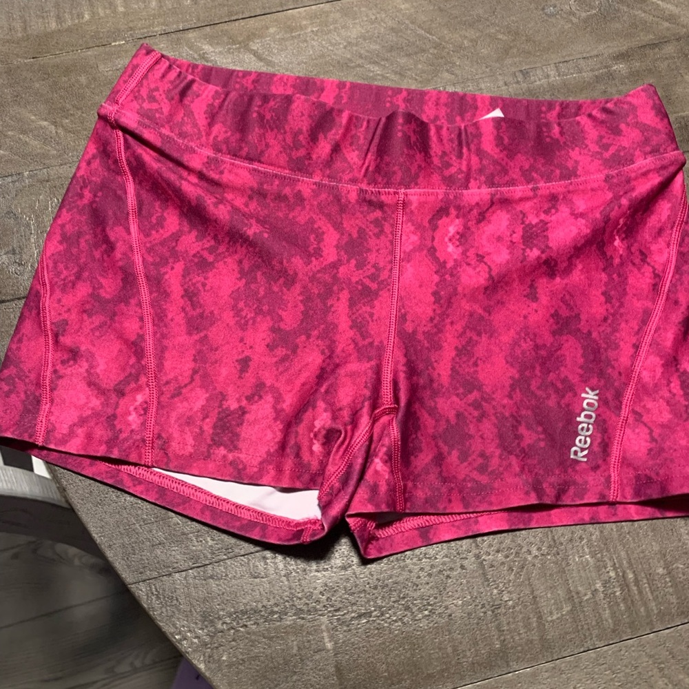 💥Like new💥Reebok Booty shorts💪🏼🎊🥳
